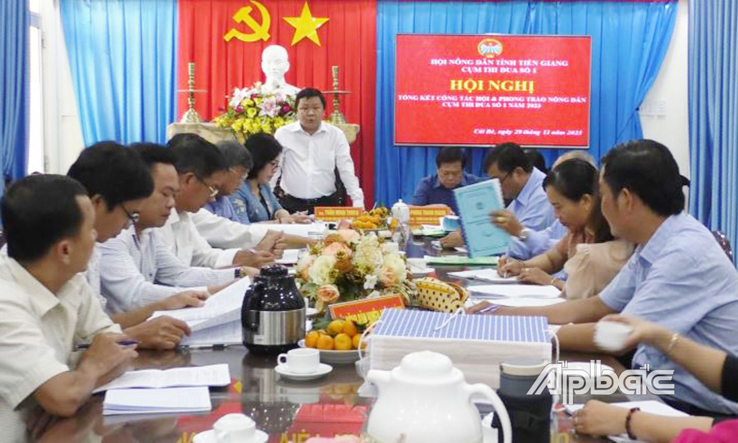 Hội Nông dân tỉnh Tiền Giang tổng kết thi đua Cụm 1 tại huyện Cái Bè.