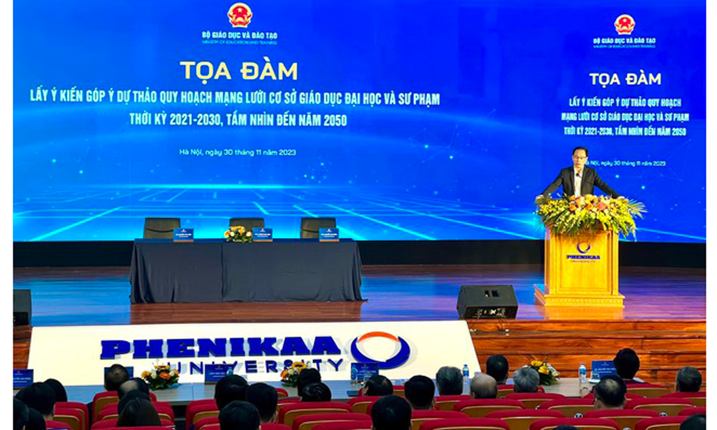Thứ trưởng Bộ GD&ĐT Hoàng Minh Sơn phát biểu tại Tọa đàm - Ảnh: VGP/Phương Liên