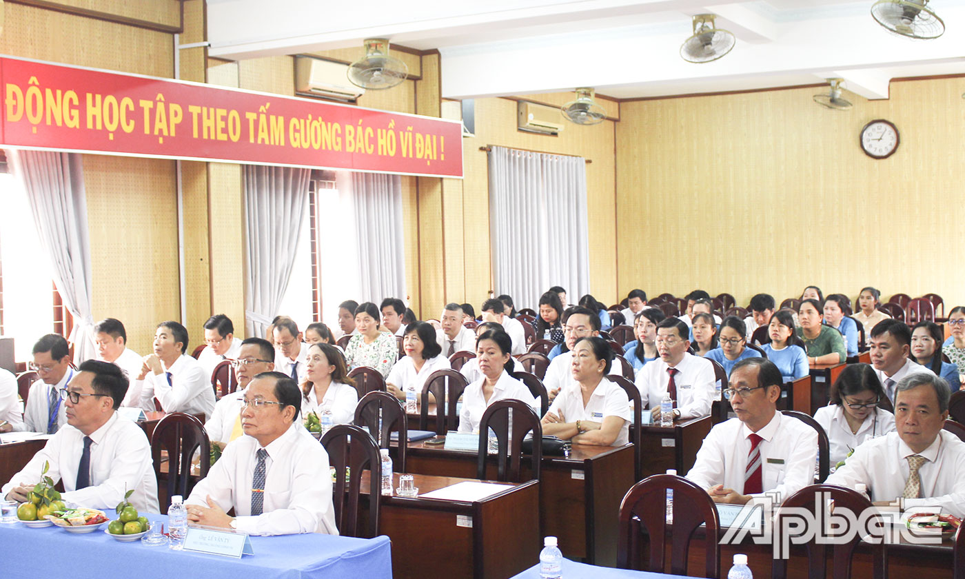 Quang cảnh buổi lễ.