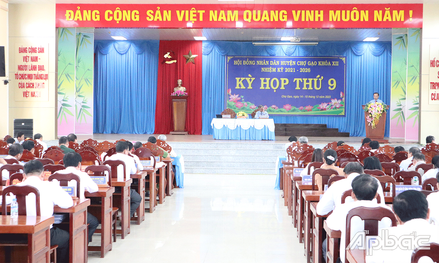 Quang cảnh kỳ họp.