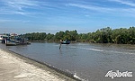 Cần nạo vét rạch Cần Lộc để đảm bảo an toàn cho tàu thuyền vào Cảng cá Vàm Láng