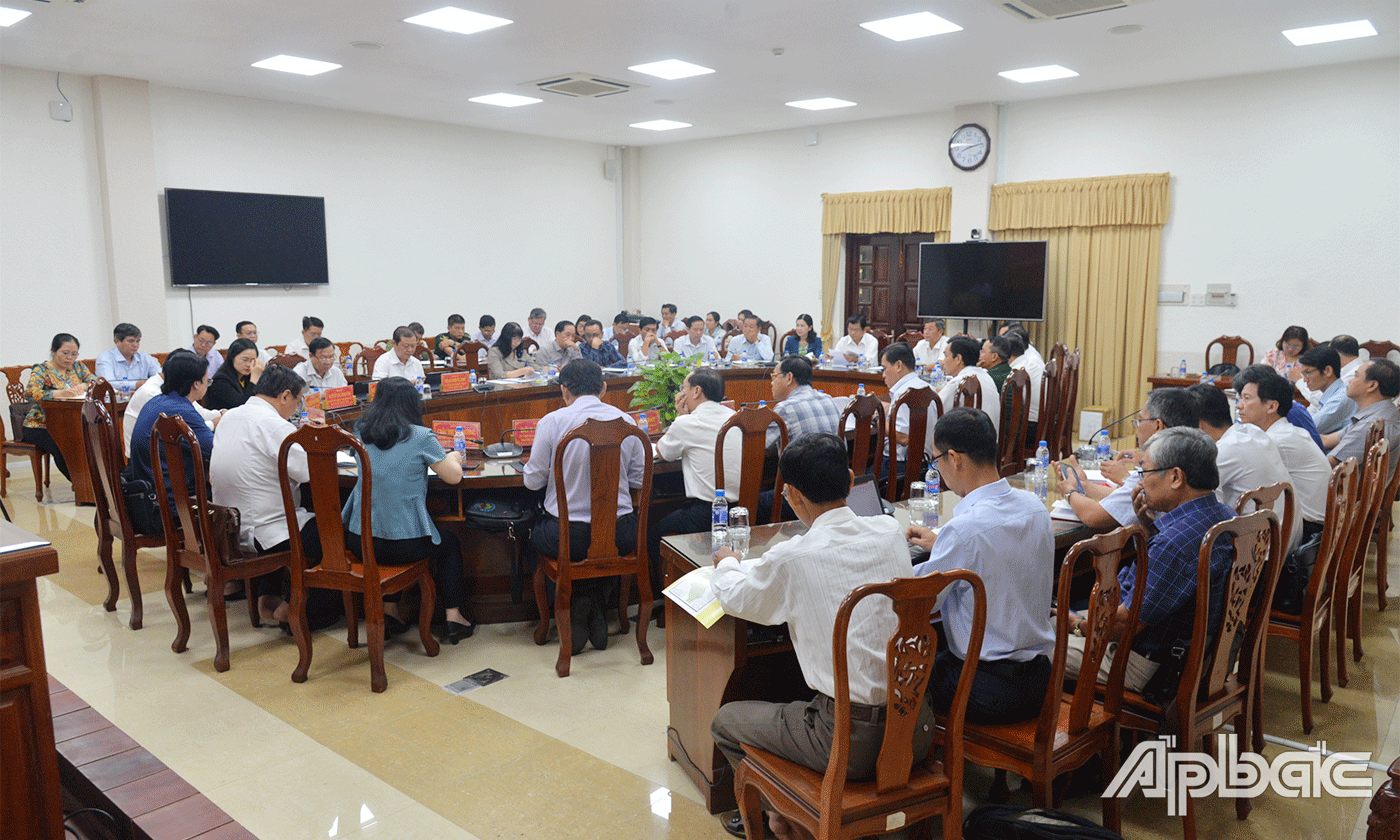 Quang cảnh hội nghị.