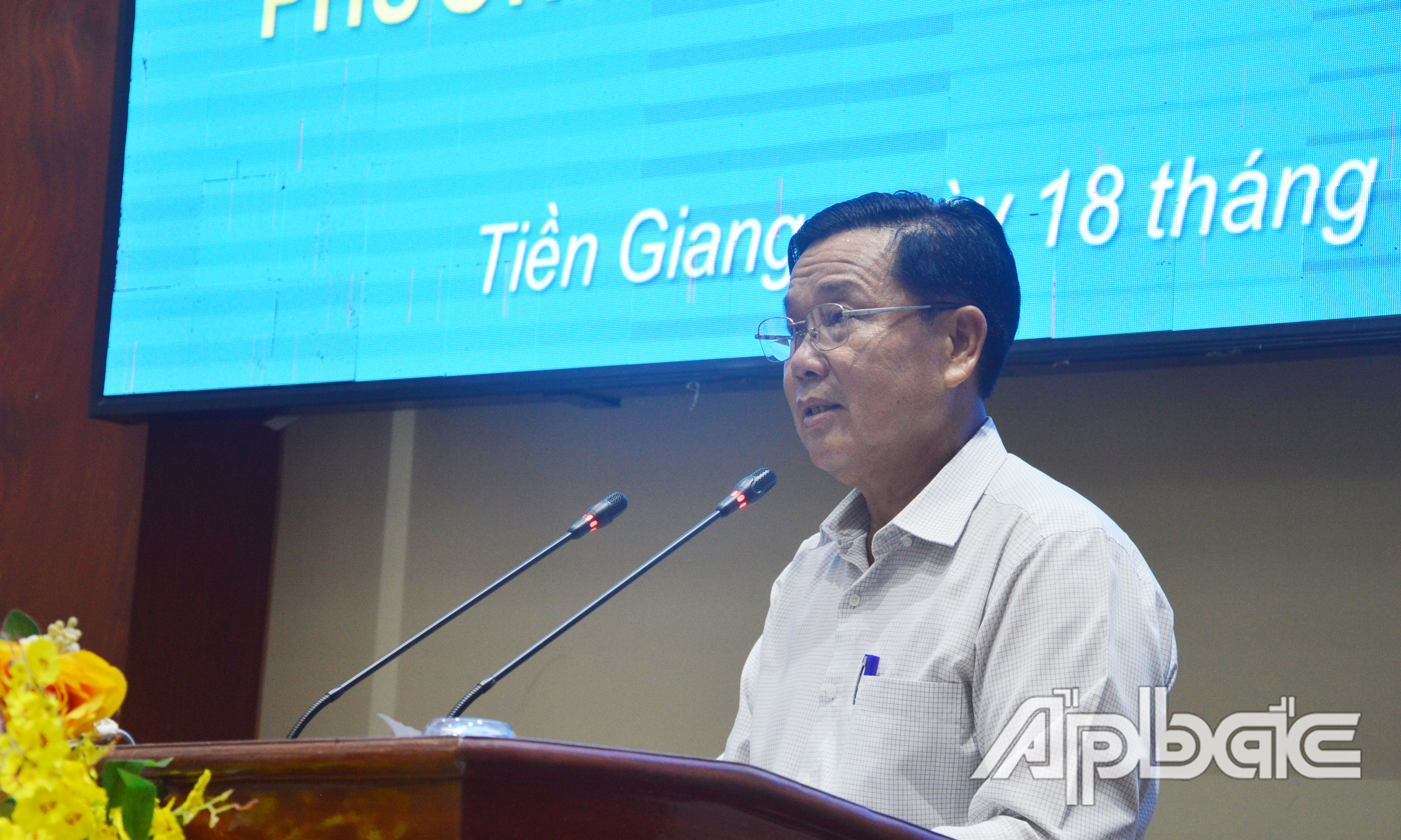 Chủ tịch Liên minh HTX tỉnh Nguyễn Văn Tú phát biểu tại hội nghị.