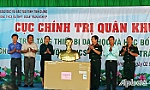 Cục Chính trị Quân khu 9: Trao tặng học bổng cho học sinh Trường THCS-THPT Đoàn Trần Nghiệp vượt khó học tốt