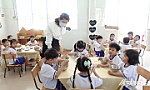 Huyện Cai Lậy: Chú trọng nâng cao chất lượng bữa ăn bán trú