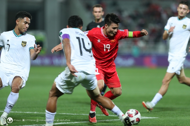 Đội tuyển bóng đá nam Việt Nam bị loại khỏi Top 100 trên bảng xếp hạng FIFA.