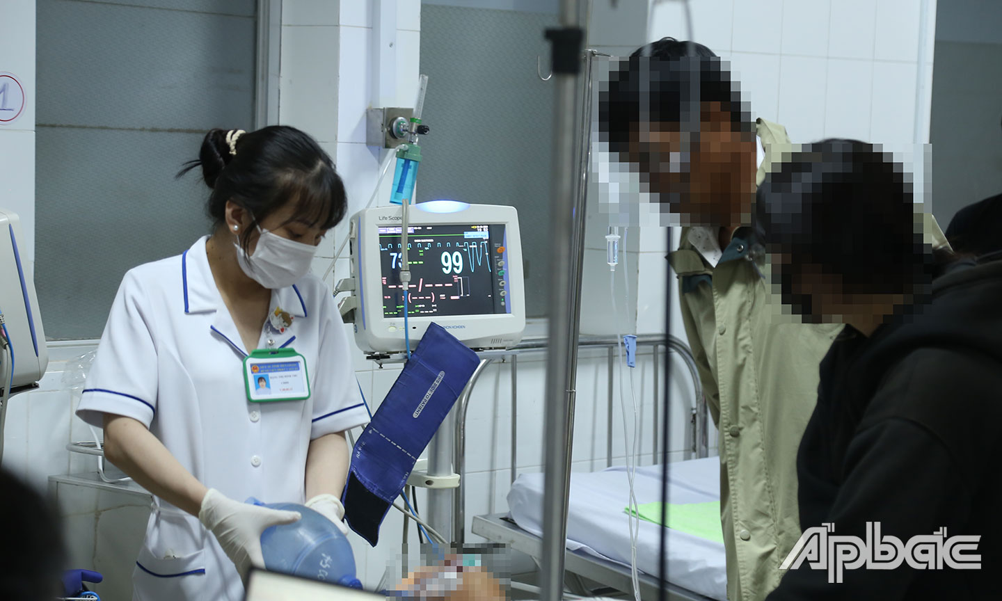 Tai nạn giao thông cấp cứu tại bệnh viện Đa khoa khu vực Cai Lậy đêm 30 Tết.