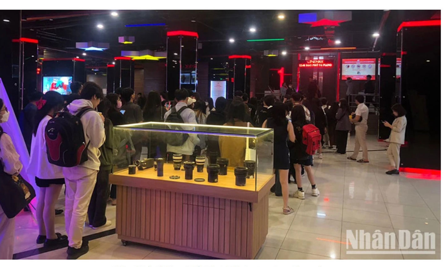 “Đào, Phở và Piano” trở thành hiện tượng chưa từng có,