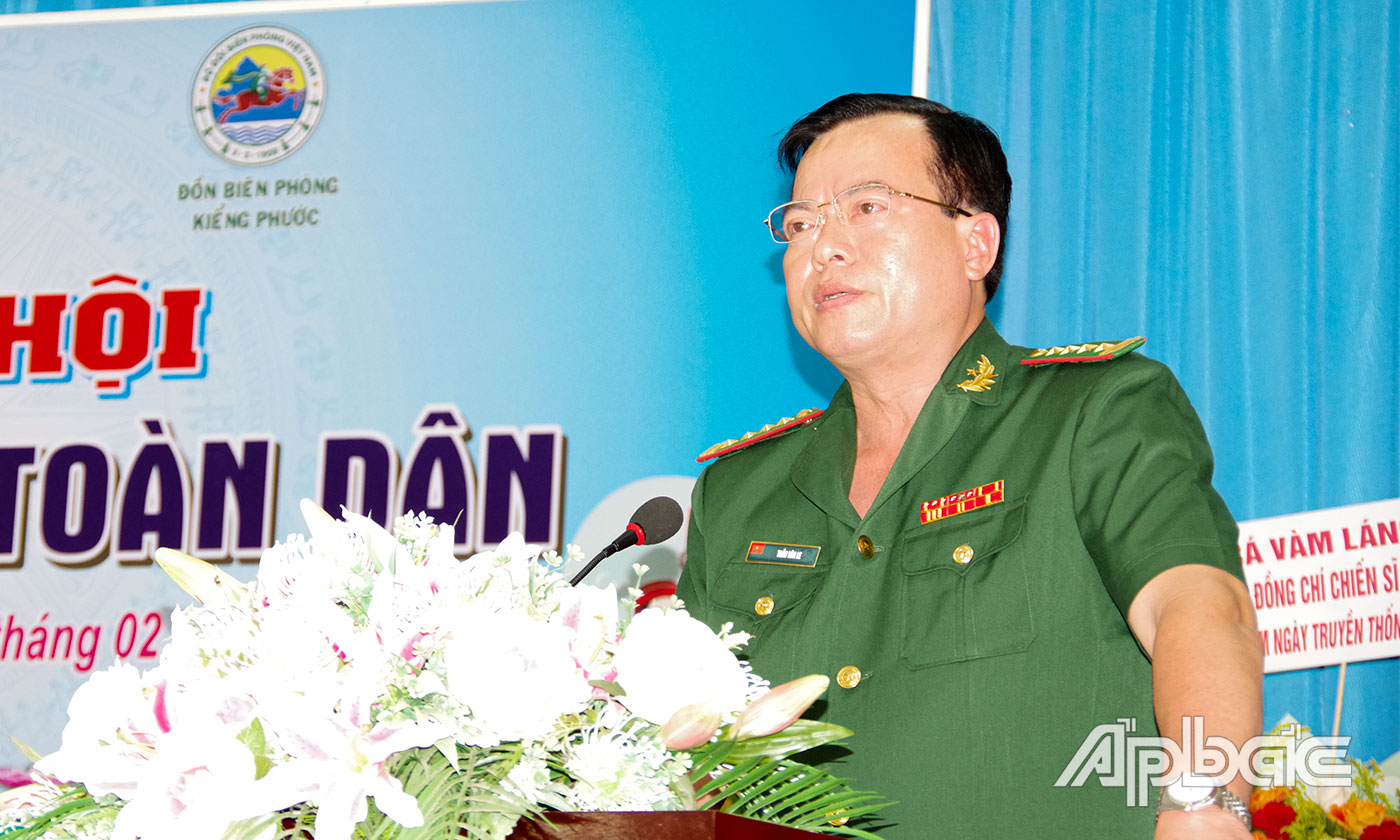 Đại tá Trần Văn Le, Chỉ huy trưởng Bộ đội Biên phòng Tiền Giang phát biểu tại Ngày hội.