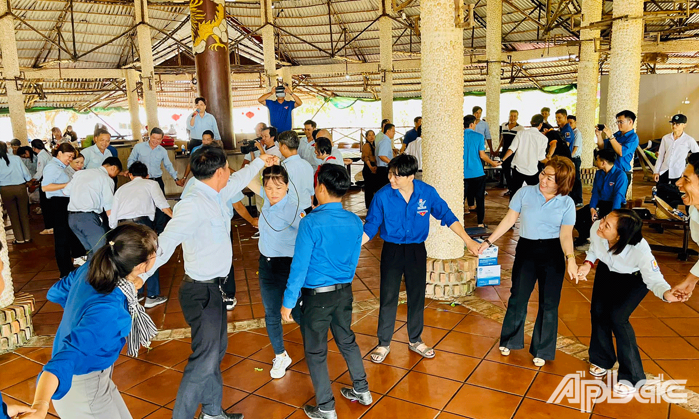 Ngày hội, tạo điều kiện để cán bộ, giáo viên làm Tổng phụ trách Đội có dịp gặp gỡ, giao lưu, học hỏi kinh nghiệm và trao dồi thêm kỹ năng, nghiệp vụ,
