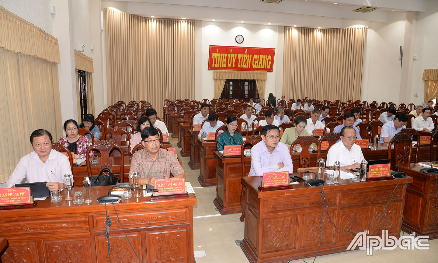Quang cảnh hội nghị.
