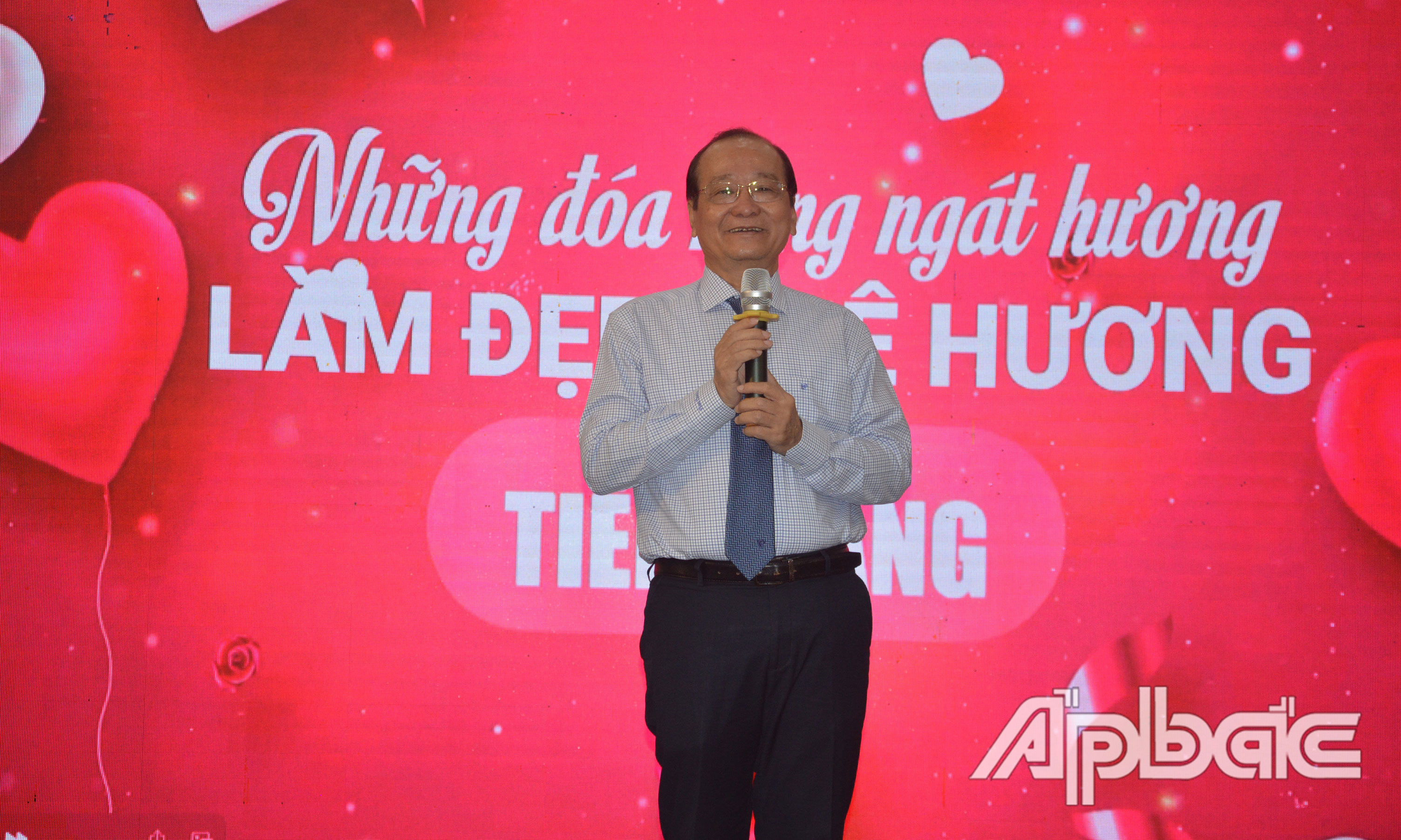Tiến sĩ Trần Thanh Đức, Chủ tịch Hiệp hội Doanh nghiệp tỉnh Tiền Giang phát biểu tại buổi họp mặt.