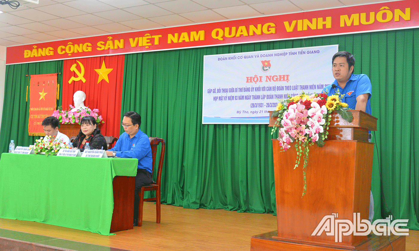 Đại diện các cơ sở đoàn phát biểu ý kiến, kiến nghị.