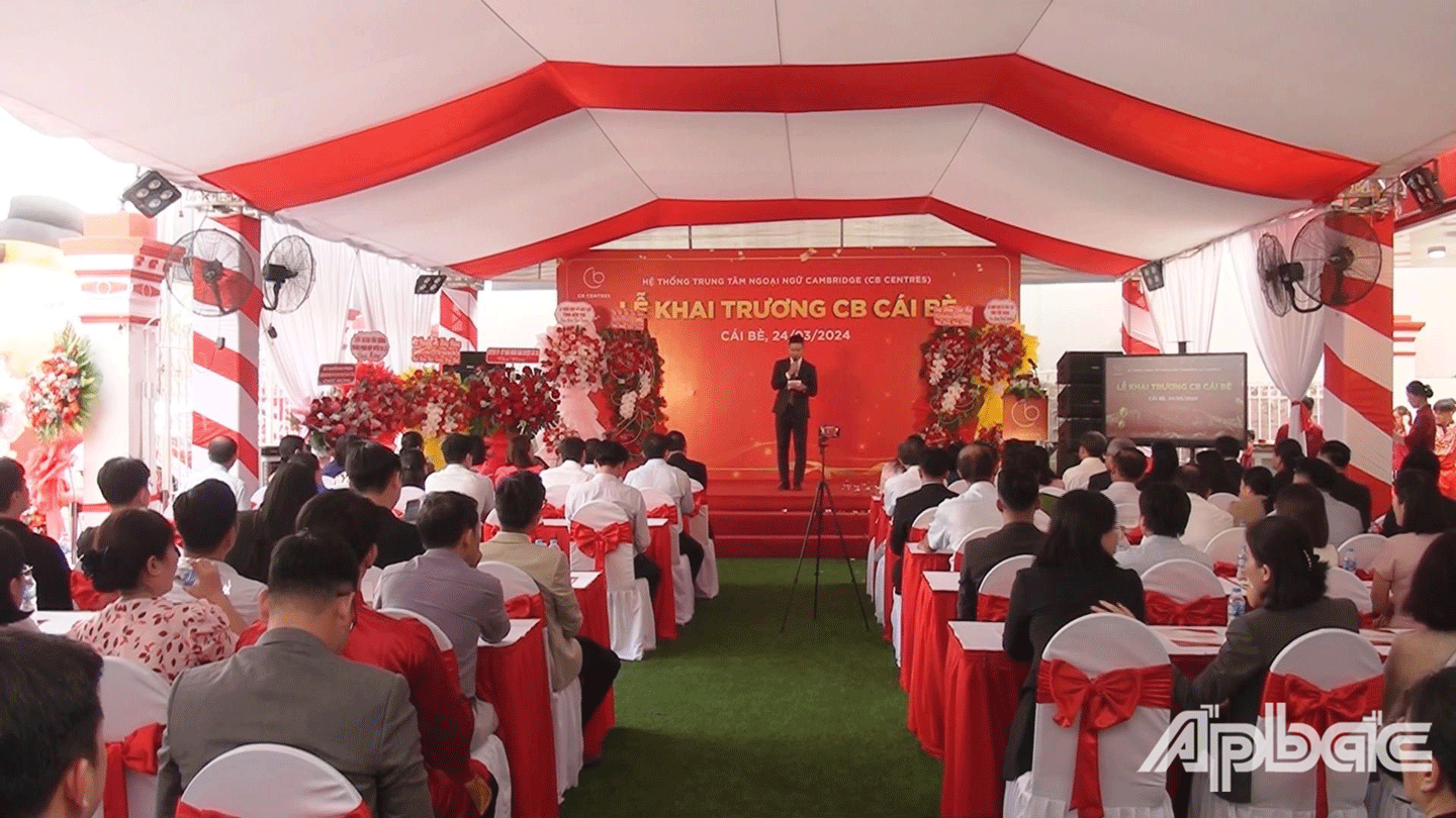 Quang cảnh buổi lễ. 