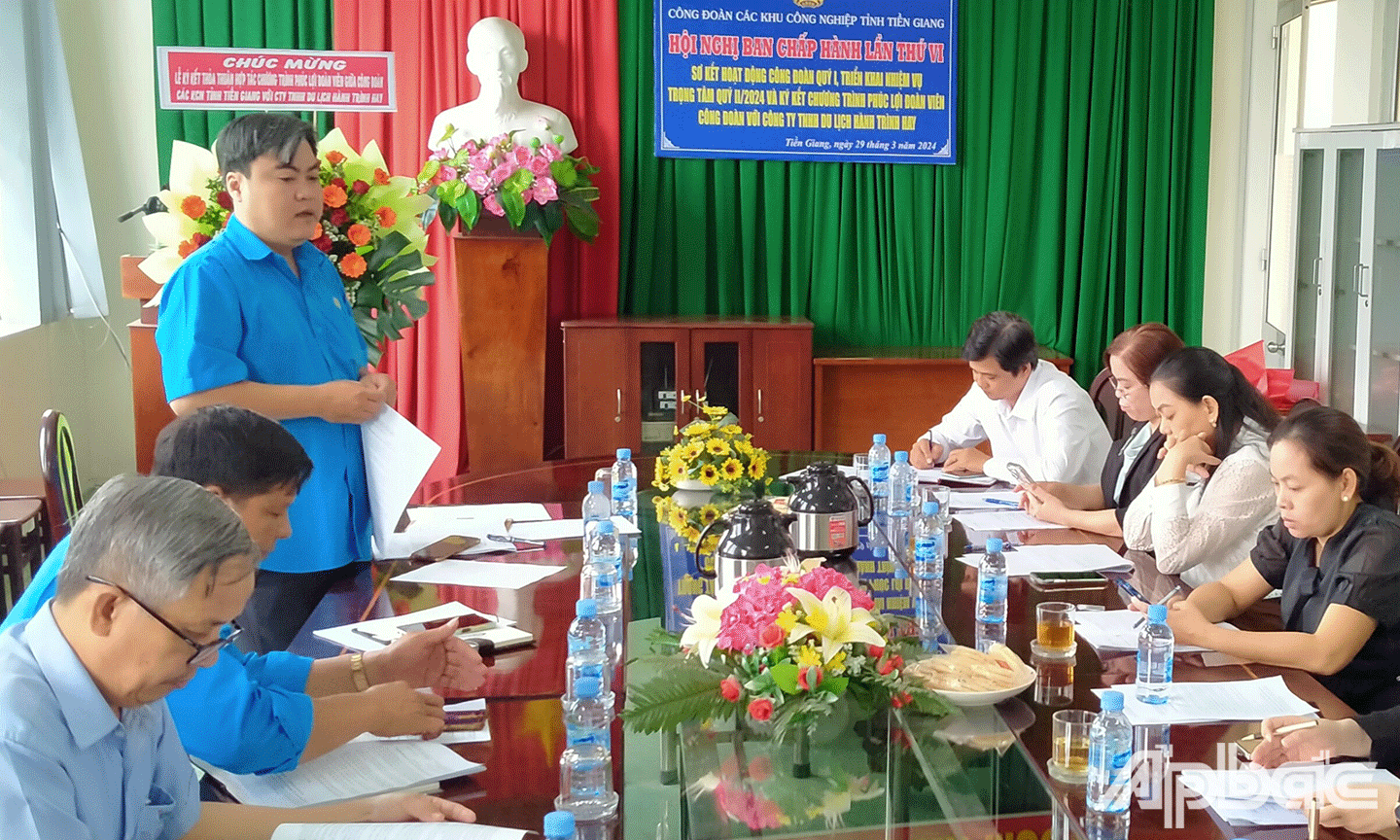 Chủ tịch CĐ các Khu công nghiệp tỉnh Tiền Giang Đặng Văn Chiến phát biểu tại Hội nghị