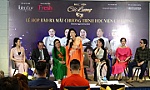 NSND Bạch Tuyết xúc động tại buổi ra mắt chương trình 