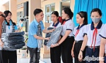 Diễn viên Trung Cang tổ chức Chương trình Thắp sáng ước mơ lần 7