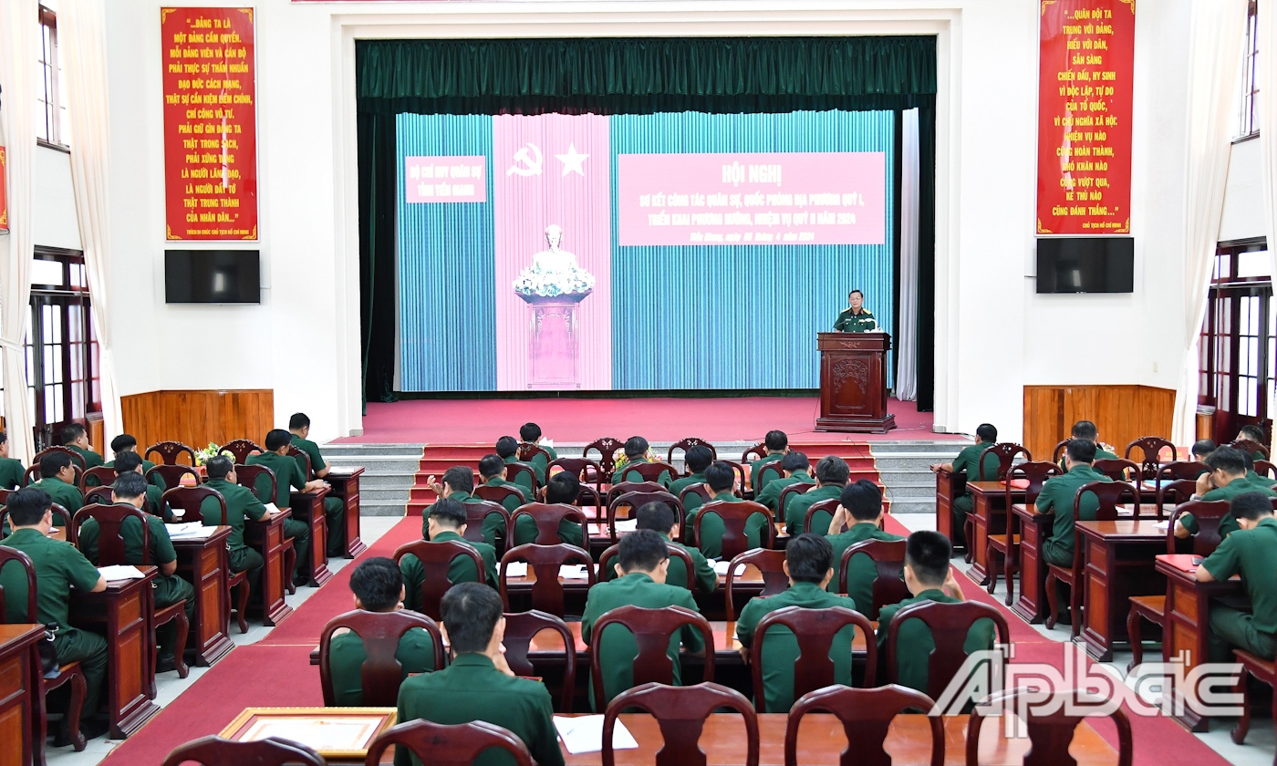 Quang cảnh hội nghị.
