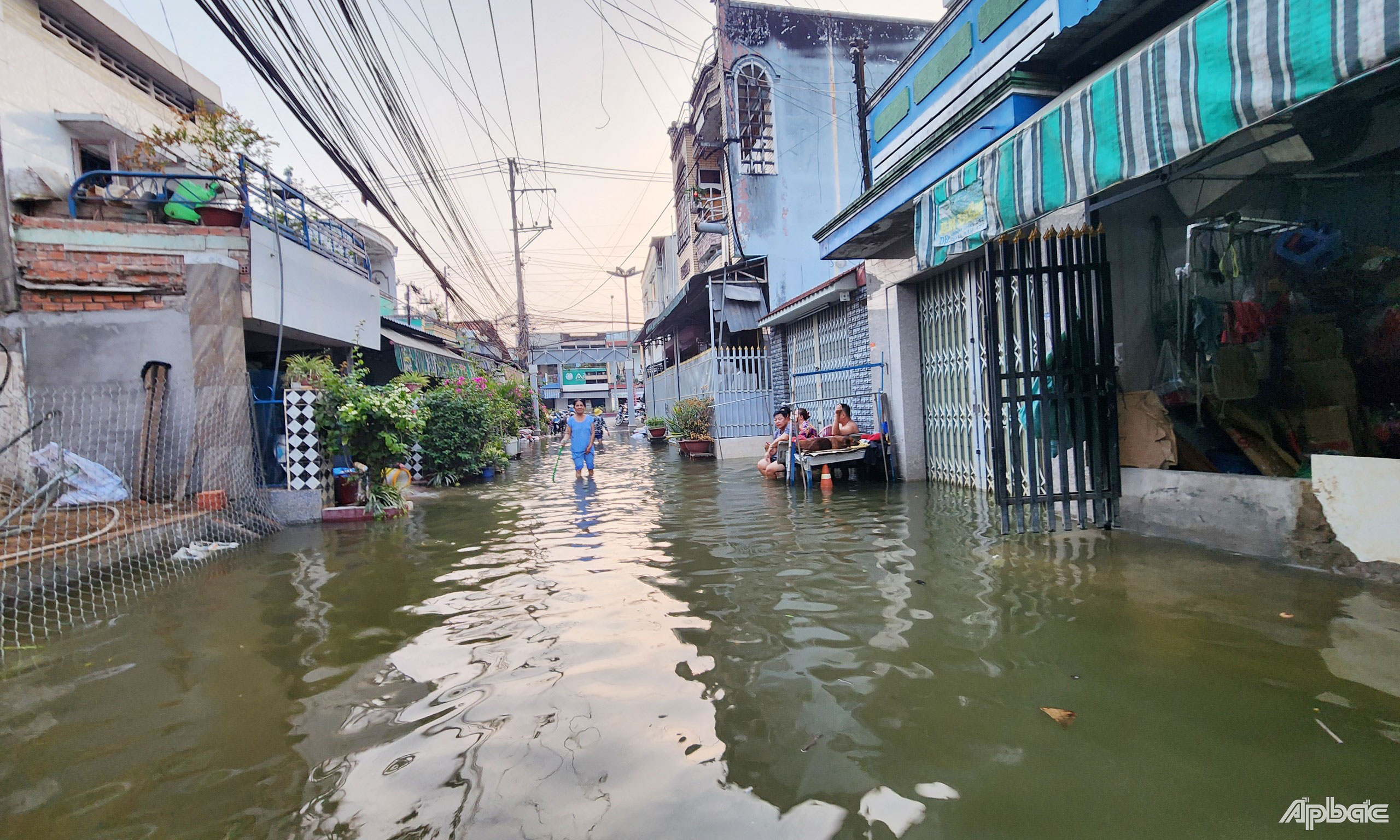 Dự báo, sau ngày 11-4, triều cường sẽ giảm dần.