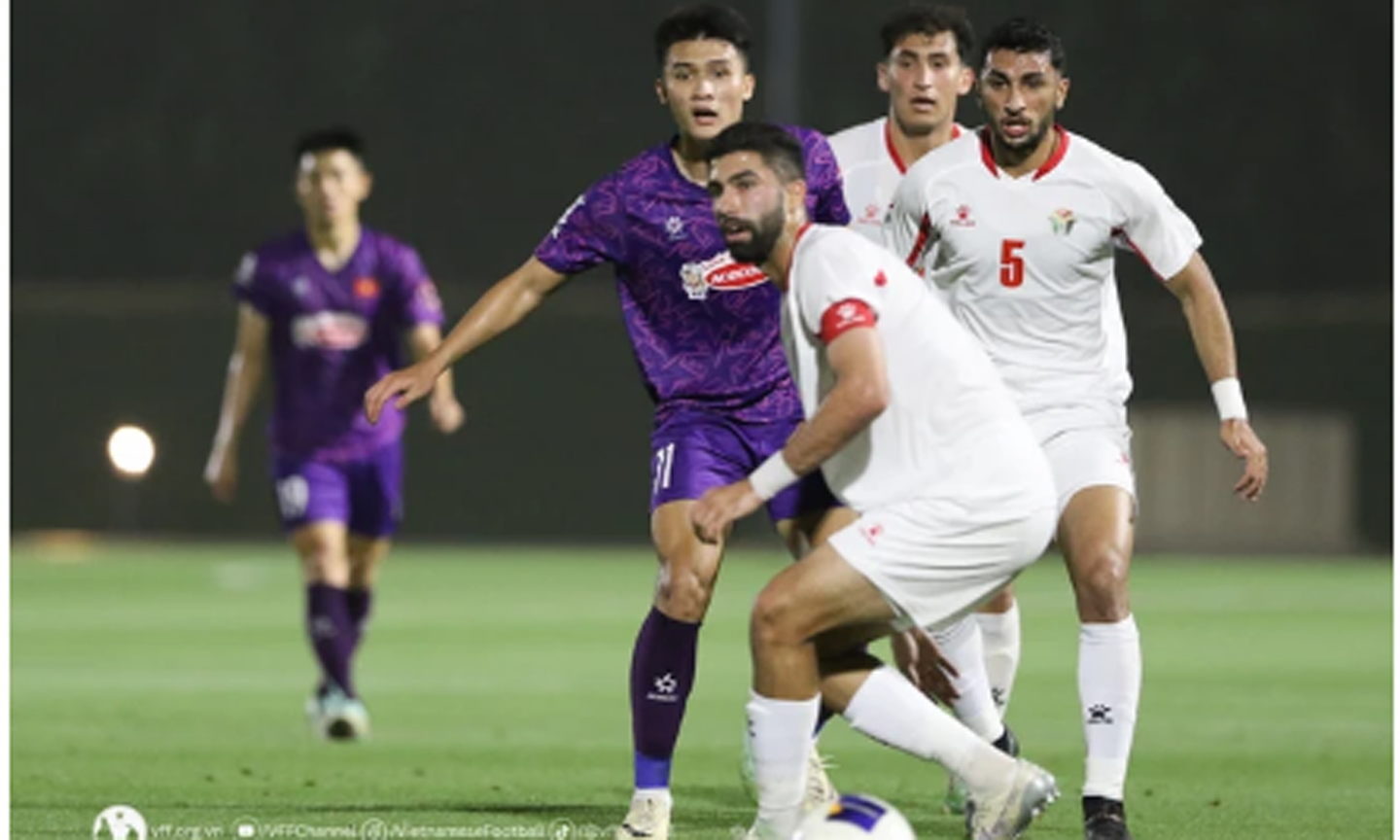 U23 Việt Nam đấu giao hữu với U23 Jordan. (Nguồn: VFF)