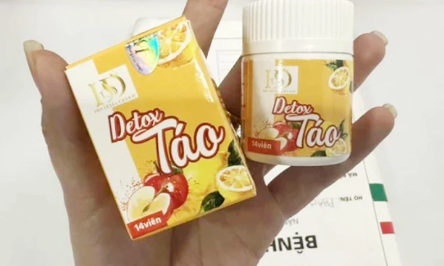 Sản phẩm Detox Táo hỗ trợ giảm cân có chứa Sibutramin là chất cấm sử dụng trong thực phẩm bảo vệ sức khoẻ.
