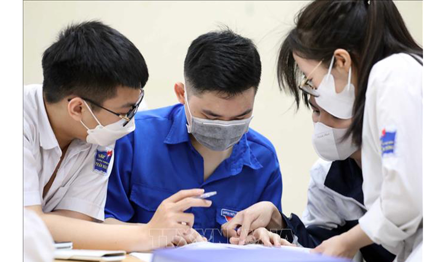 Từ ngày mai (2/5), các thí sinh đang học lớp 12 sẽ bắt đầu đăng ký dự thi tốt nghiệp Trung học Phổ thông năm 2024 theo hình thức trực tuyến. Ảnh minh họa: TTXVN