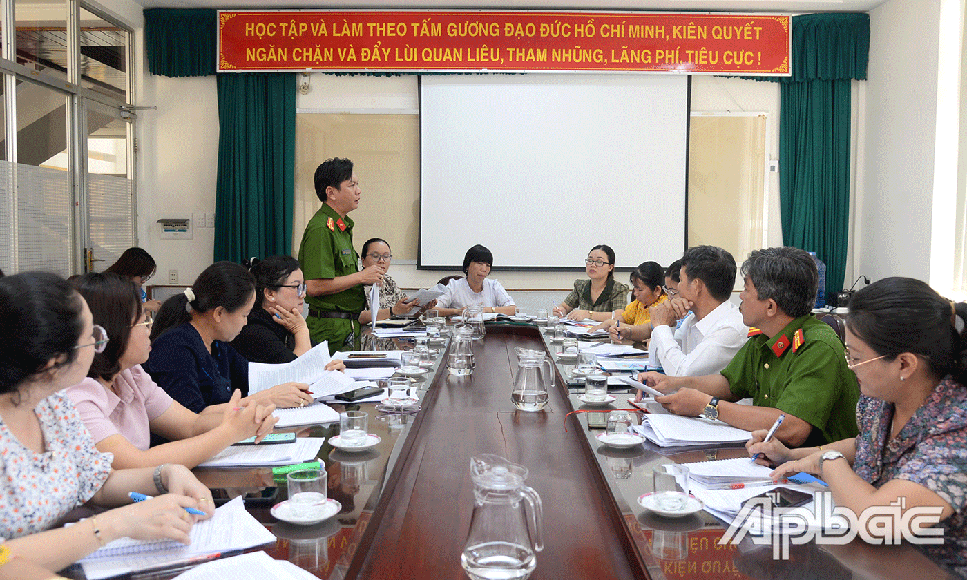 Quang cảnh buổi giám sát