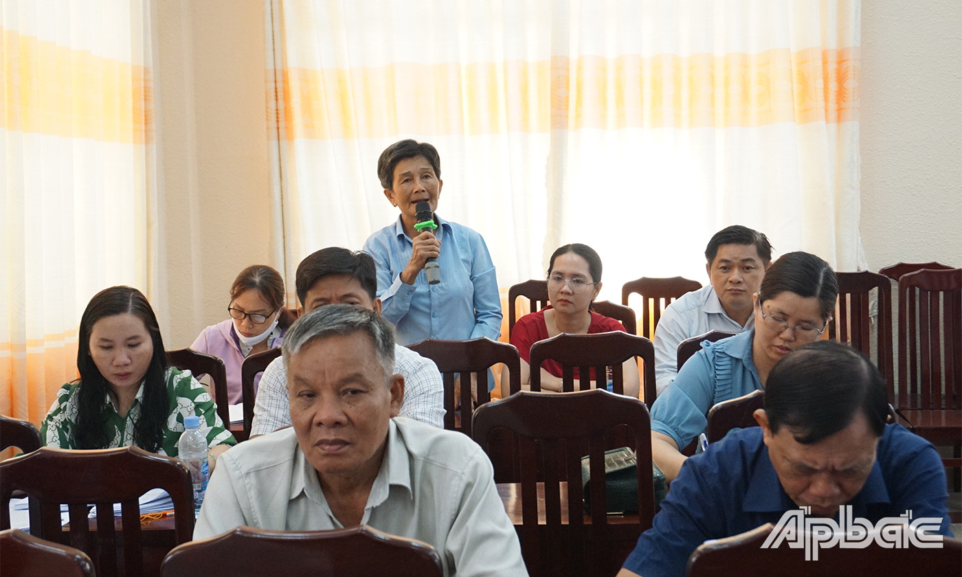 Cử tri TP. Mỹ Tho phát biểu ý kiến 