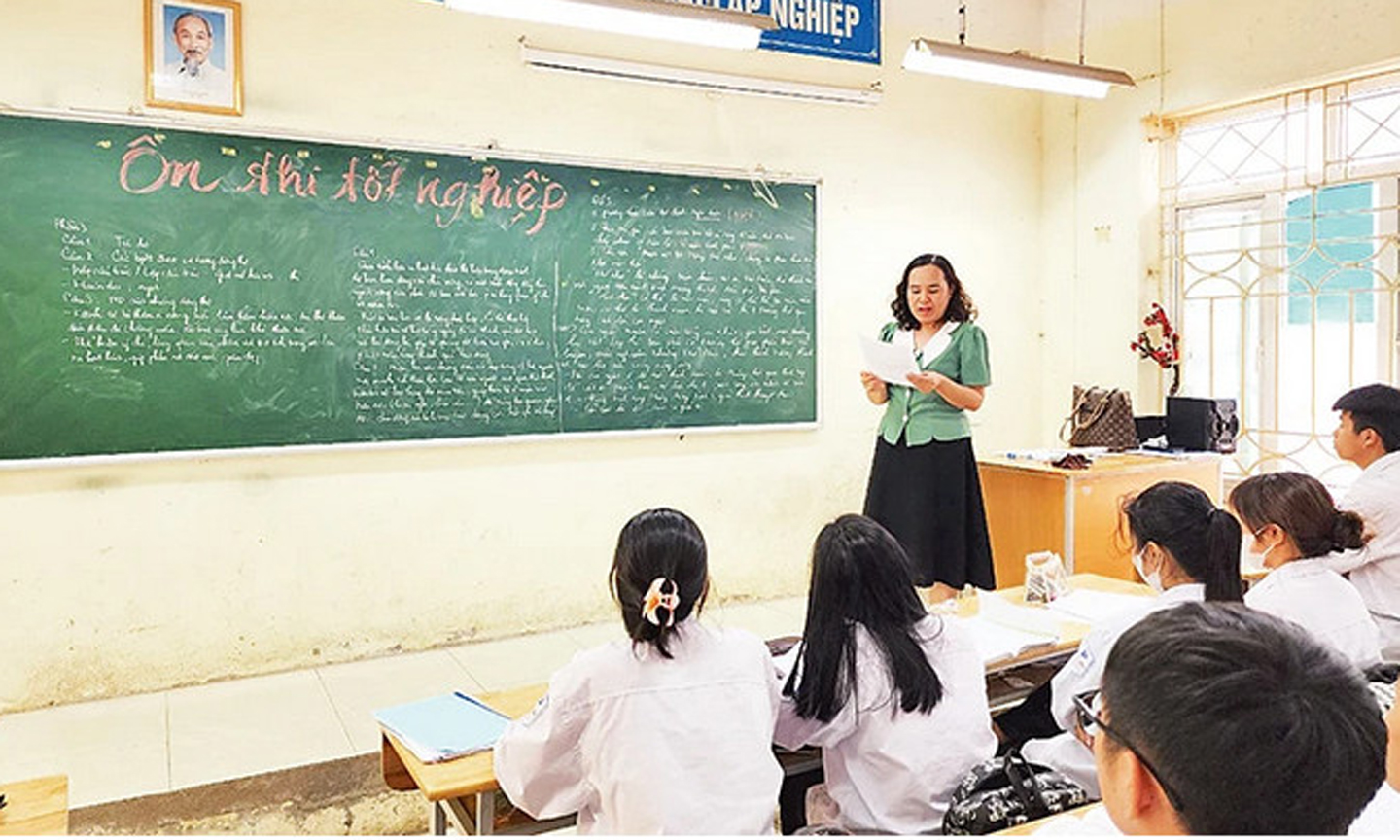 Giờ ôn tập của học sinh lớp 12 Trường THPT Tiền Phong (Mê Linh, Hà Nội). 