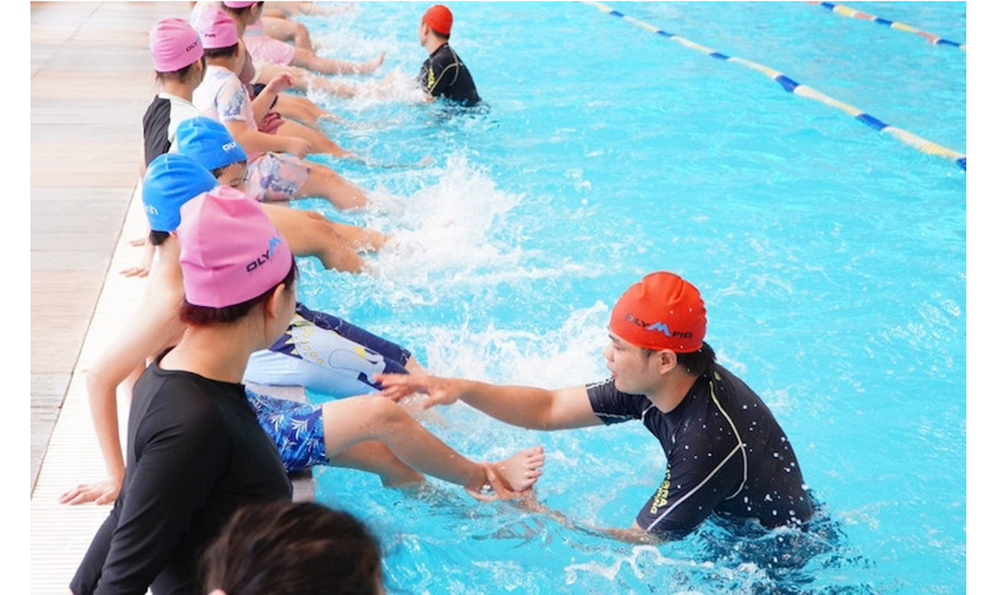 Dạy bơi, trang bị kỹ năng thích ứng trong môi trường nước cho trẻ là giải pháp quan trọng hàng đầu để phòng ngừa đuối nước (Ảnh: ĐT) 
