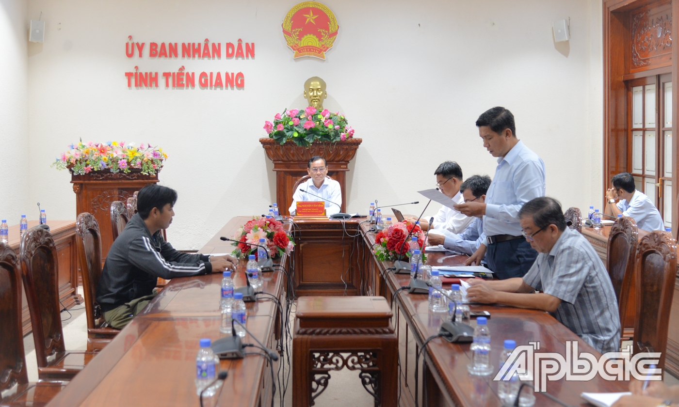Quang cảnh buổi tiếp công dân.