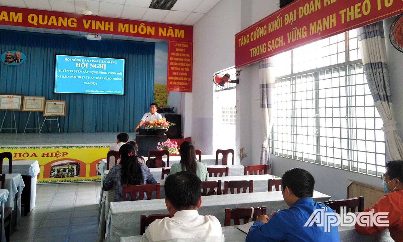 Quang cảnh hội nghị tuyên truyền tại xã Đông Hòa Hiệp (huyện Cái Bè).