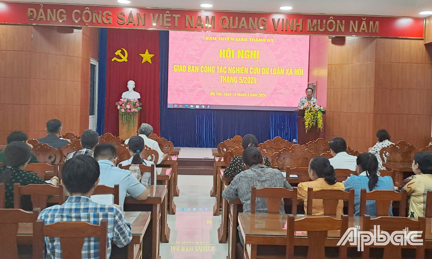 Hội nghị giao ban công tác nghiên cứu DLXH được tổ chức hằng tháng của Ban TG Thành ủy Mỹ Tho. Nguồn: Ban TG Thành ủy Mỹ Tho cung cấp. 