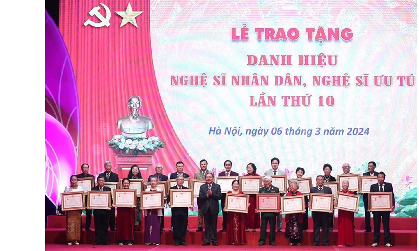 Lễ trao tặng danh hiệu NSND, NSƯT năm 2024. (Ảnh: Bộ Văn hóa, Thể thao và Du lịch)