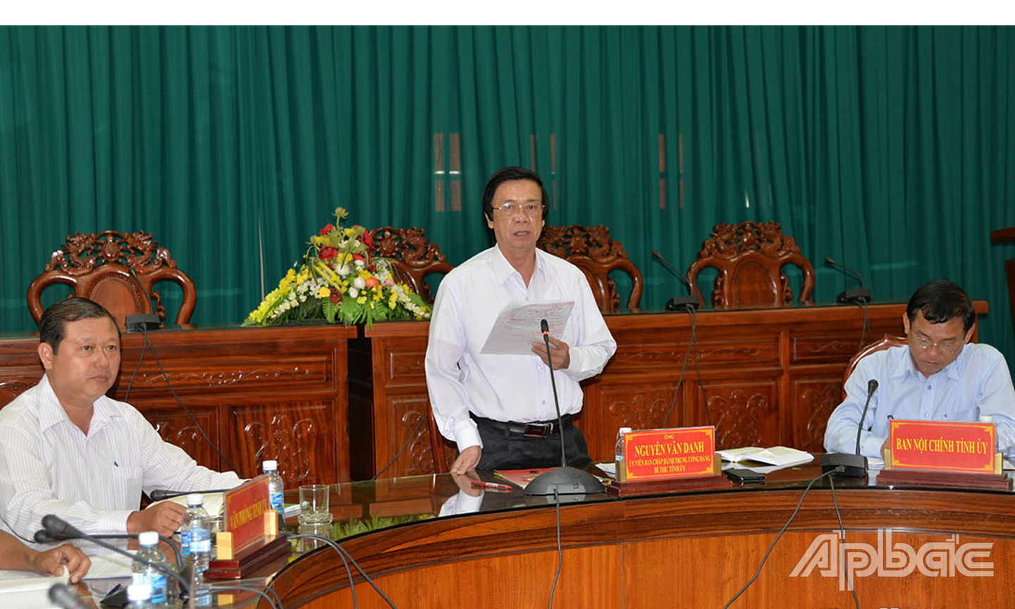 Đồng chí Nguyễn Văn Danh, Ủy viên Ban Chấp hành Trung ương Đảng, Bí thư Tỉnh ủy, Trưởng đoàn Đại biểu Quốc hội đơn vị tỉnh Tiền Giang chủ trì buổi tiếp công dân.