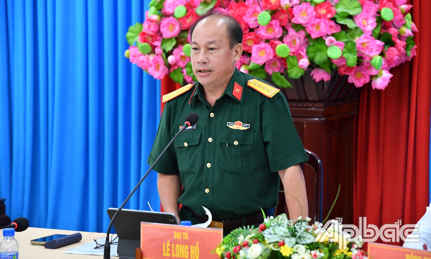 Đại tá Lê Long Hồ, Chánh Thanh tra Quốc phòng Quân khu 9 công bố Quyết định thanh tra.