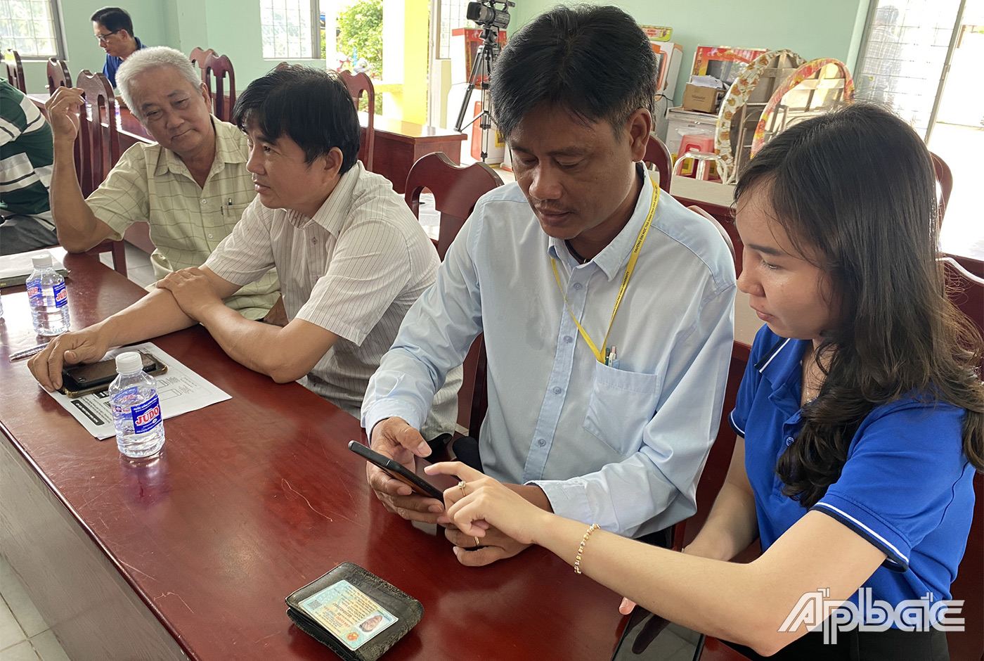 Ra quân đến nhà người dân