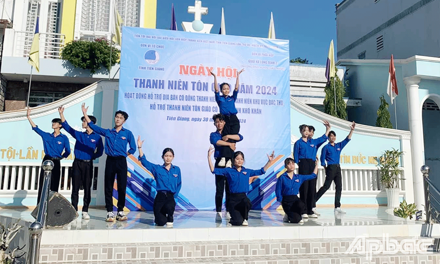 Giao lưu văn nghệ trong cán bộ Hội, Hội viên, thanh niên tín đồ tôn giáo, thanh niên khu vực địa bàn dân cư, thanh niên trường học trên địa bàn huyện Châu Thành