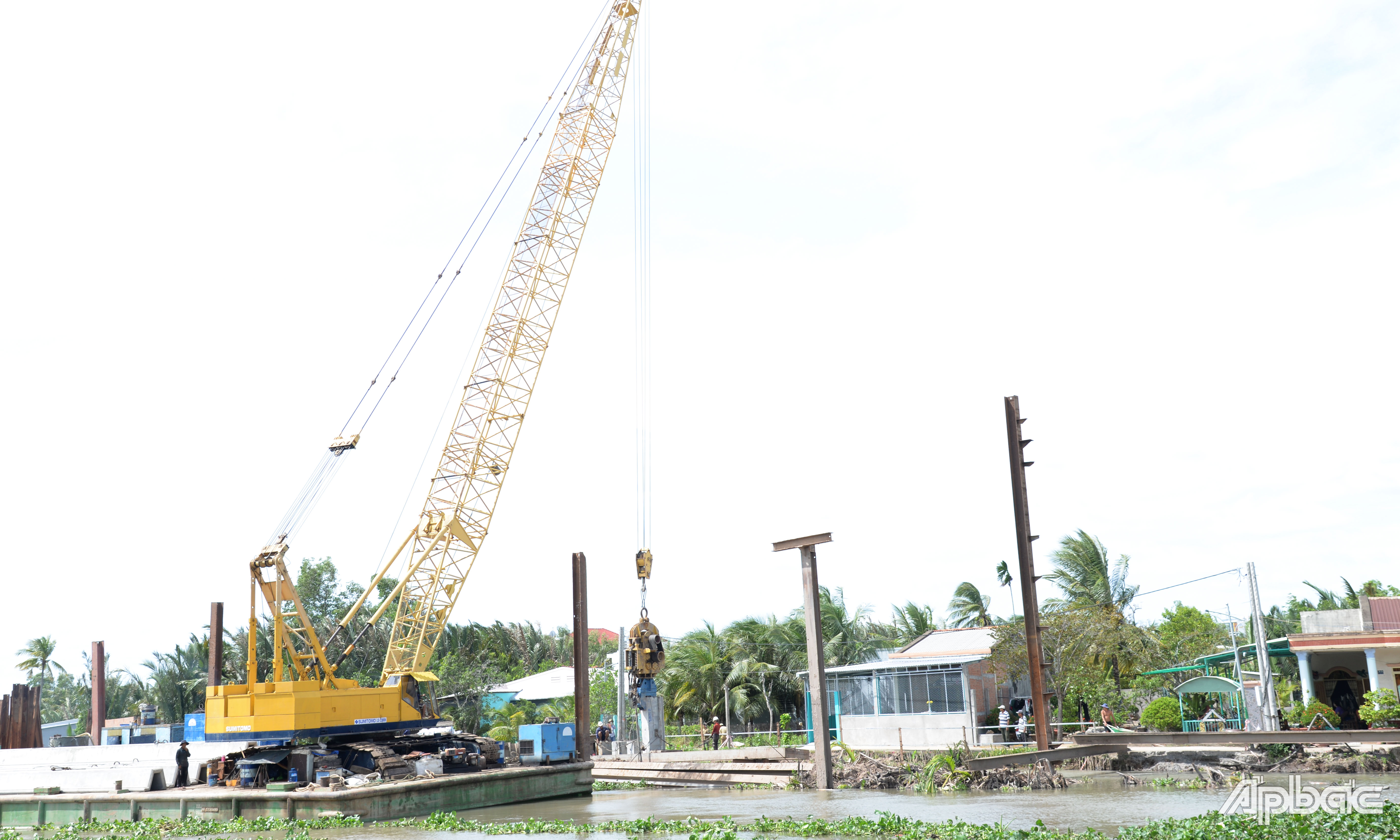Để Dự án hoàn thành đúng tiến độ rất cần sự đồng thuận của người dân trong việc sớm bàn giao mặt bằng.