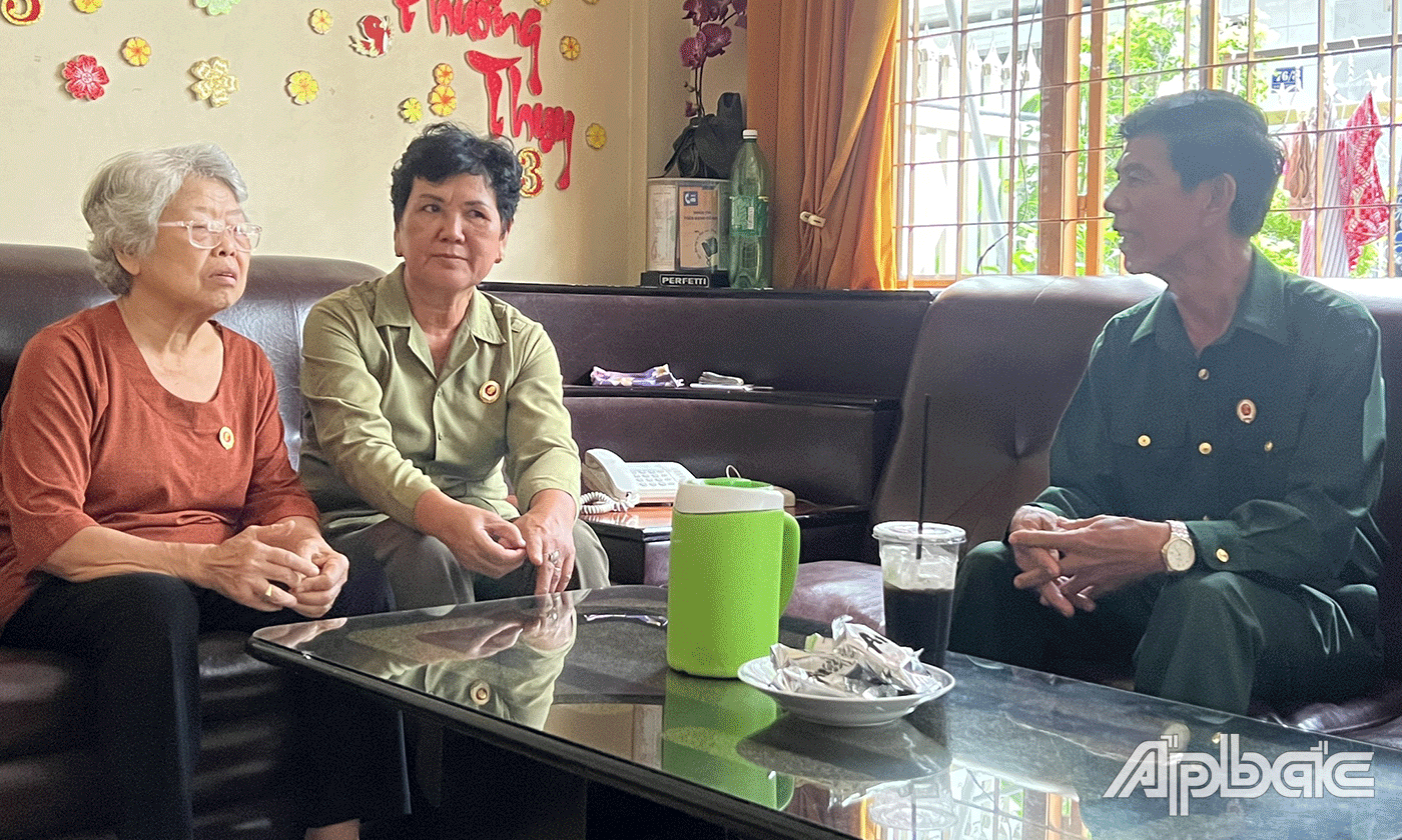 Hội CCB phường 10 thường xuyên thăm hỏi hội viên CCB.