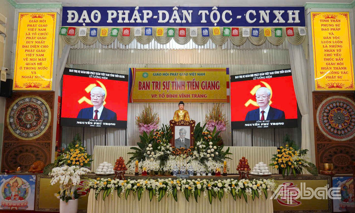 Ban Trị sự Phật giáo tỉnh Tiền Giang tổ chức cho tất cả tăng, ni, phật tử trong tỉnh tề tựu về tổ đình Vĩnh Tràng (chùa Vĩnh Tràng, xã Mỹ Phong, TP. Mỹ Tho) để dự Lễ tưởng niệm Tổng Bí thư Nguyễn Phú Trọng.