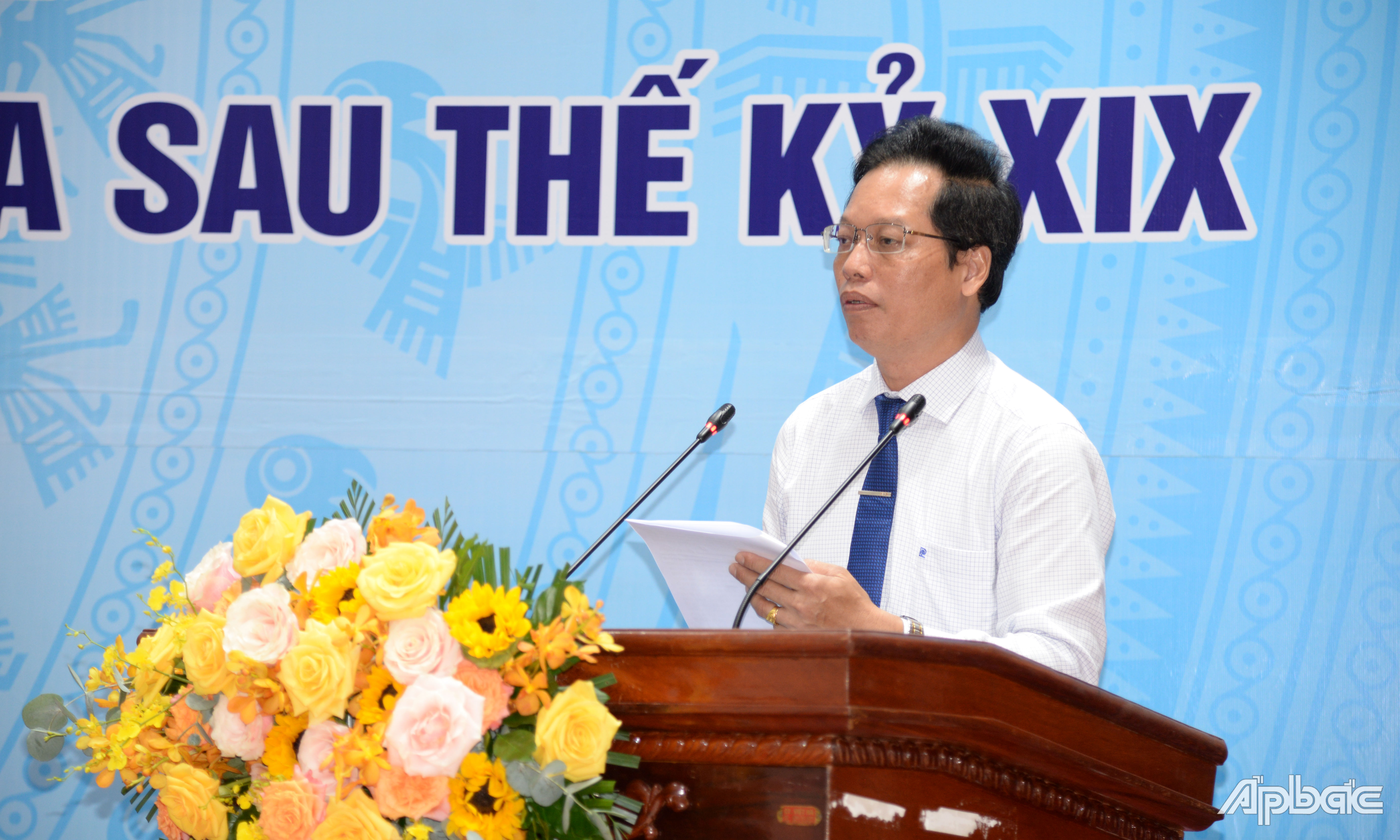 Đồng chí Nguyễn Thành Diệu phát biểu đề dẫn hội thảo.