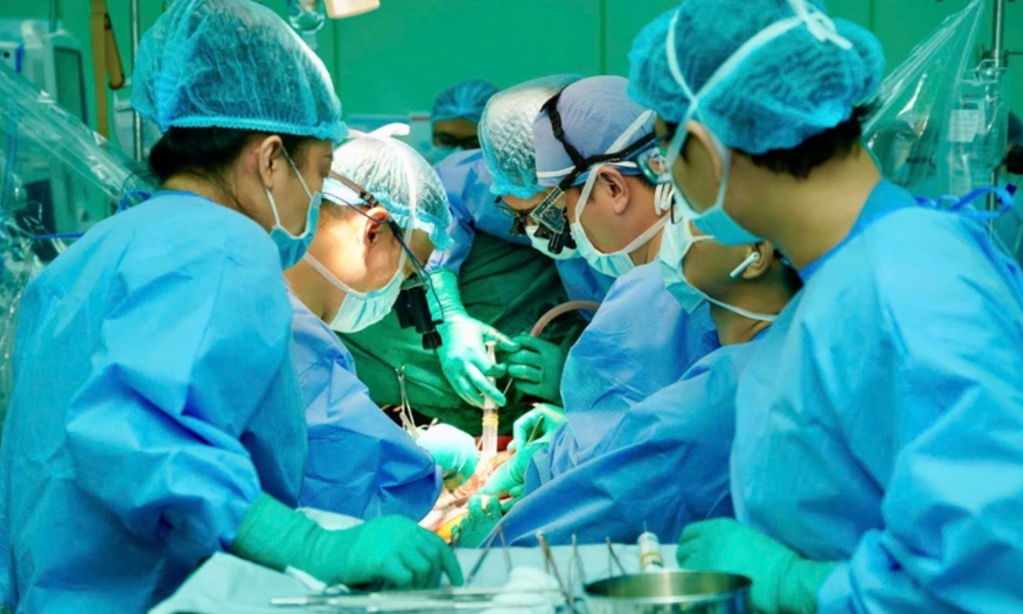 Bệnh viện Đại học Y dược Thành phố Hồ Chí Minh thực hiện thành công chia gan để ghép.