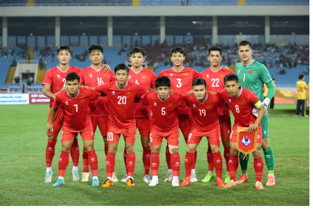Đội tuyển Việt Nam tụt xuống hạng 117 trên BXH FIFA.