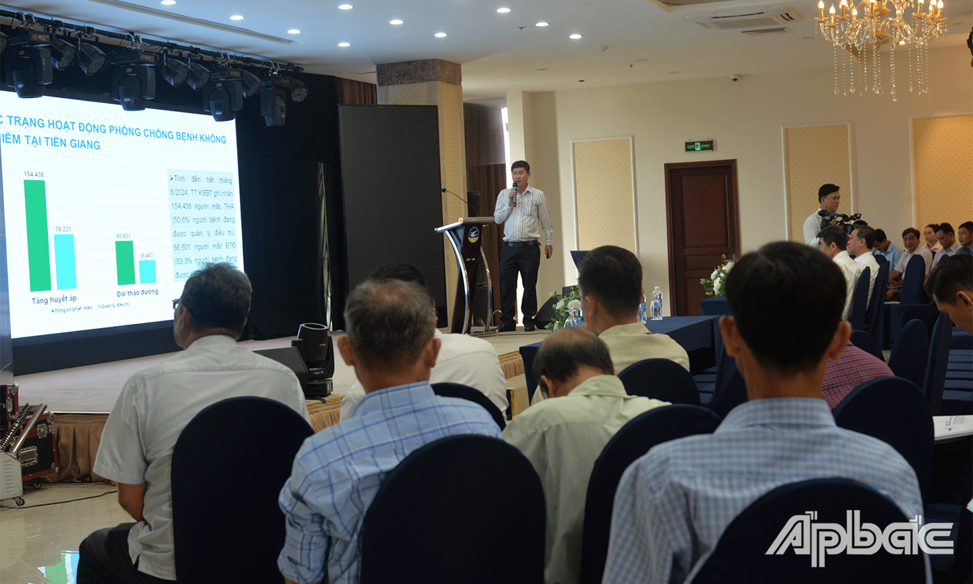 Tập huấn thông tin tuyên truyền Chương trình sức khoẻ Việt Nam.