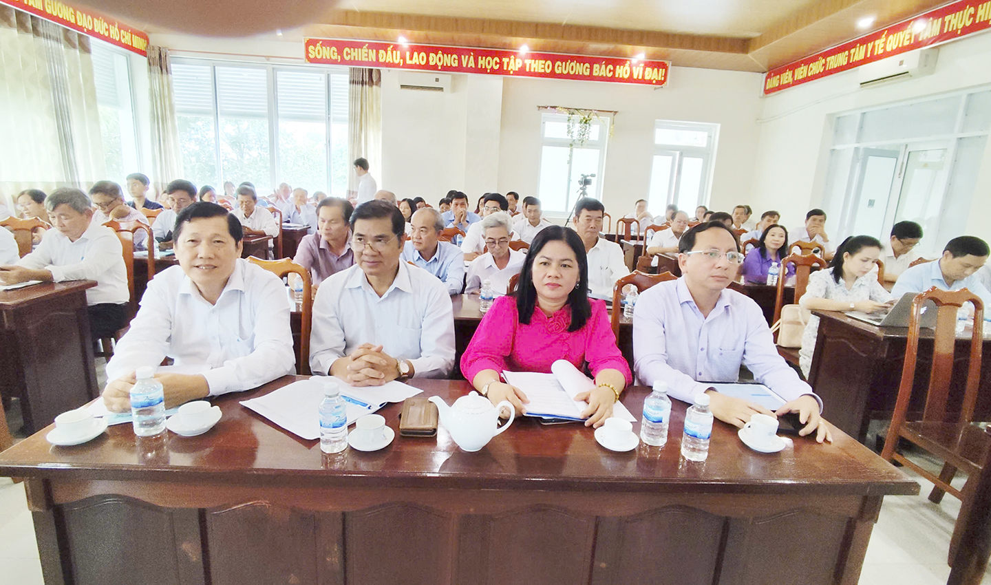 Quang cảnh hội nghị