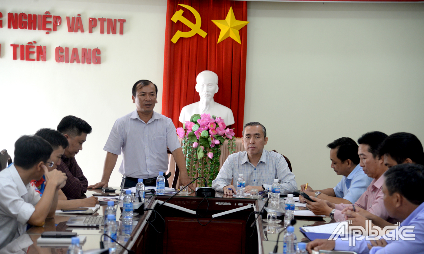 Các đại biểu tại buổi làm việc.