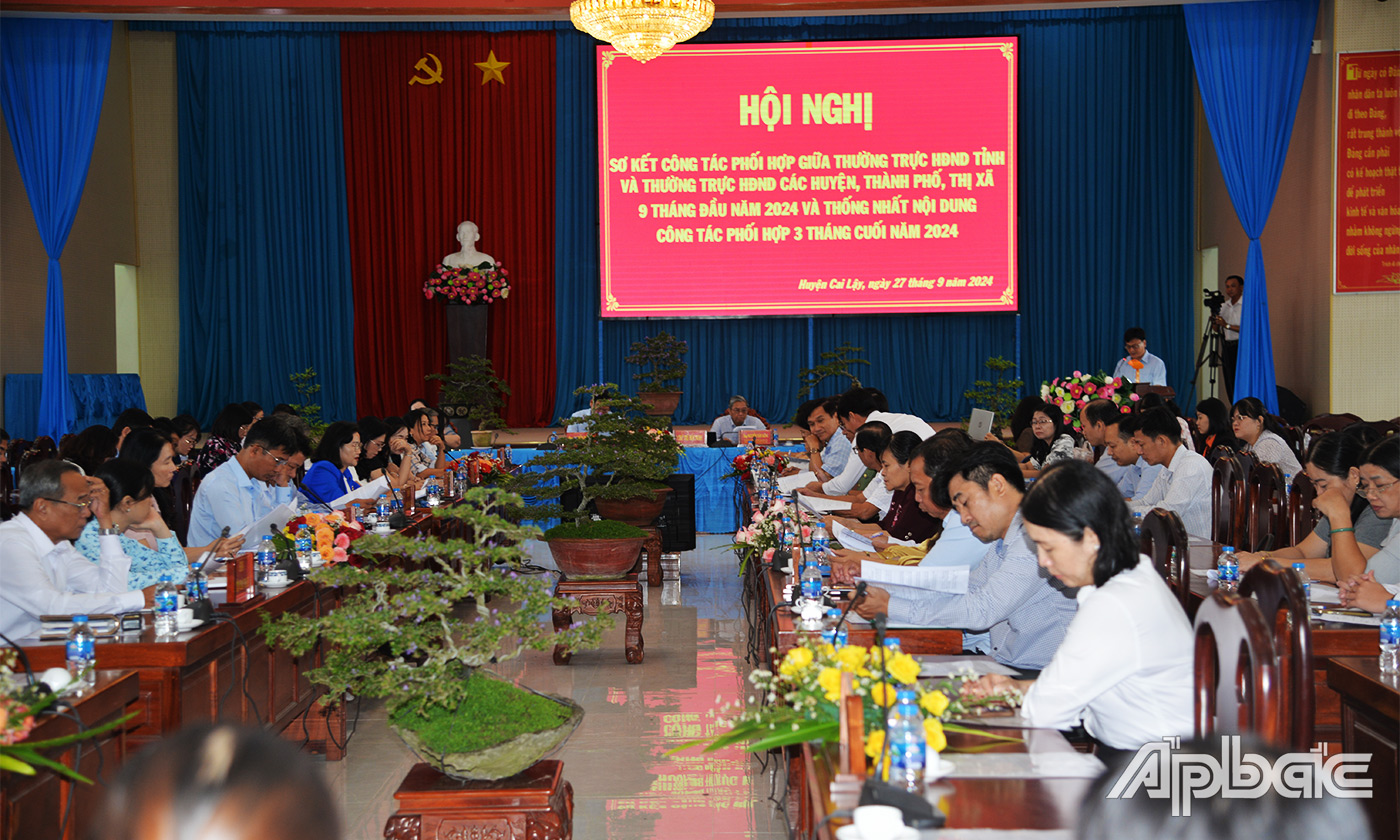 Quang cảnh hội nghị