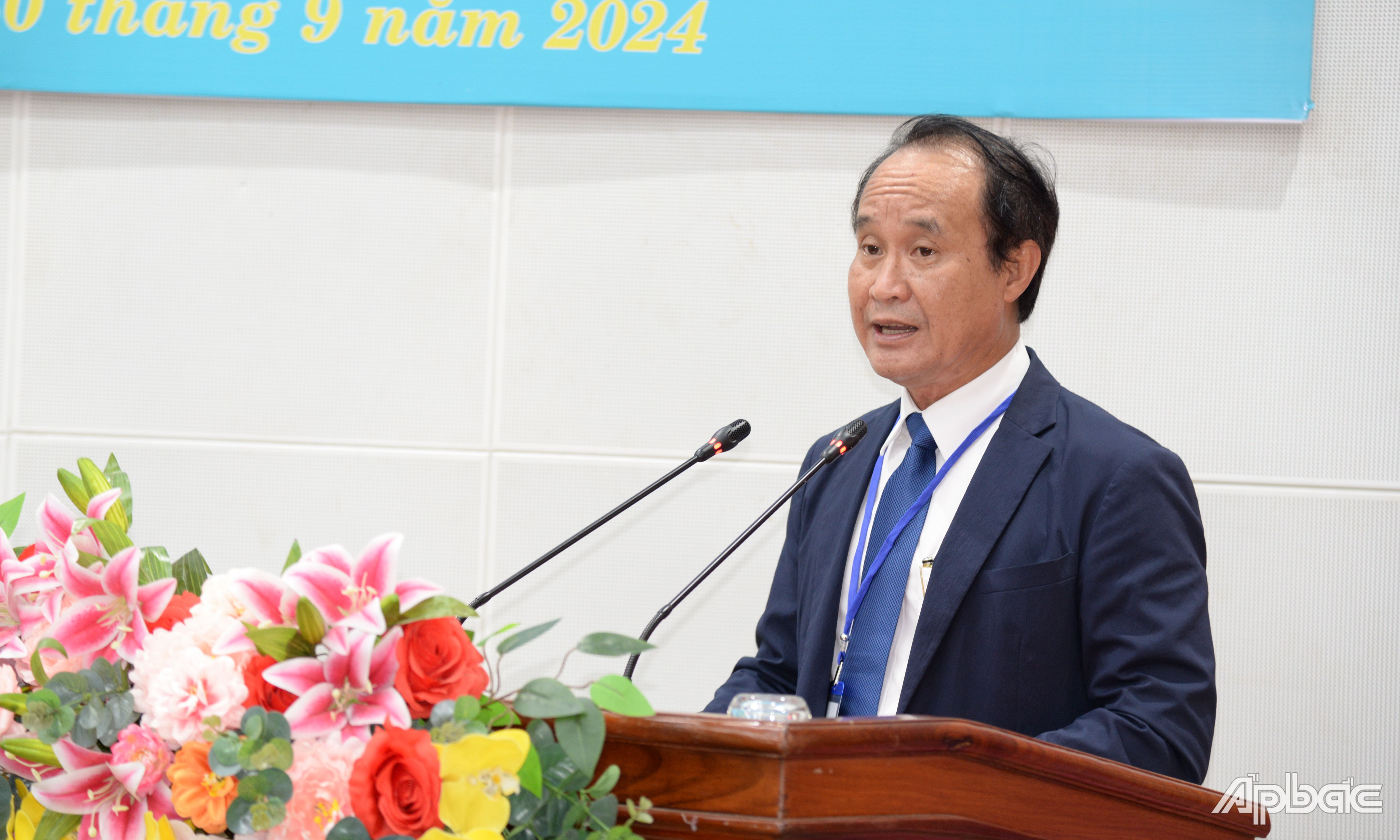 Giám đốc Sở Công thương Lưu Văn Phi phát biểu tại đại hội.