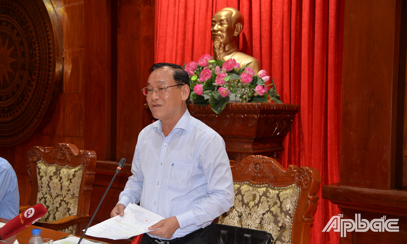 Chủ tịch UBND tỉnh Nguyễn Văn Vĩnh phát biểu tại buổi làm việc